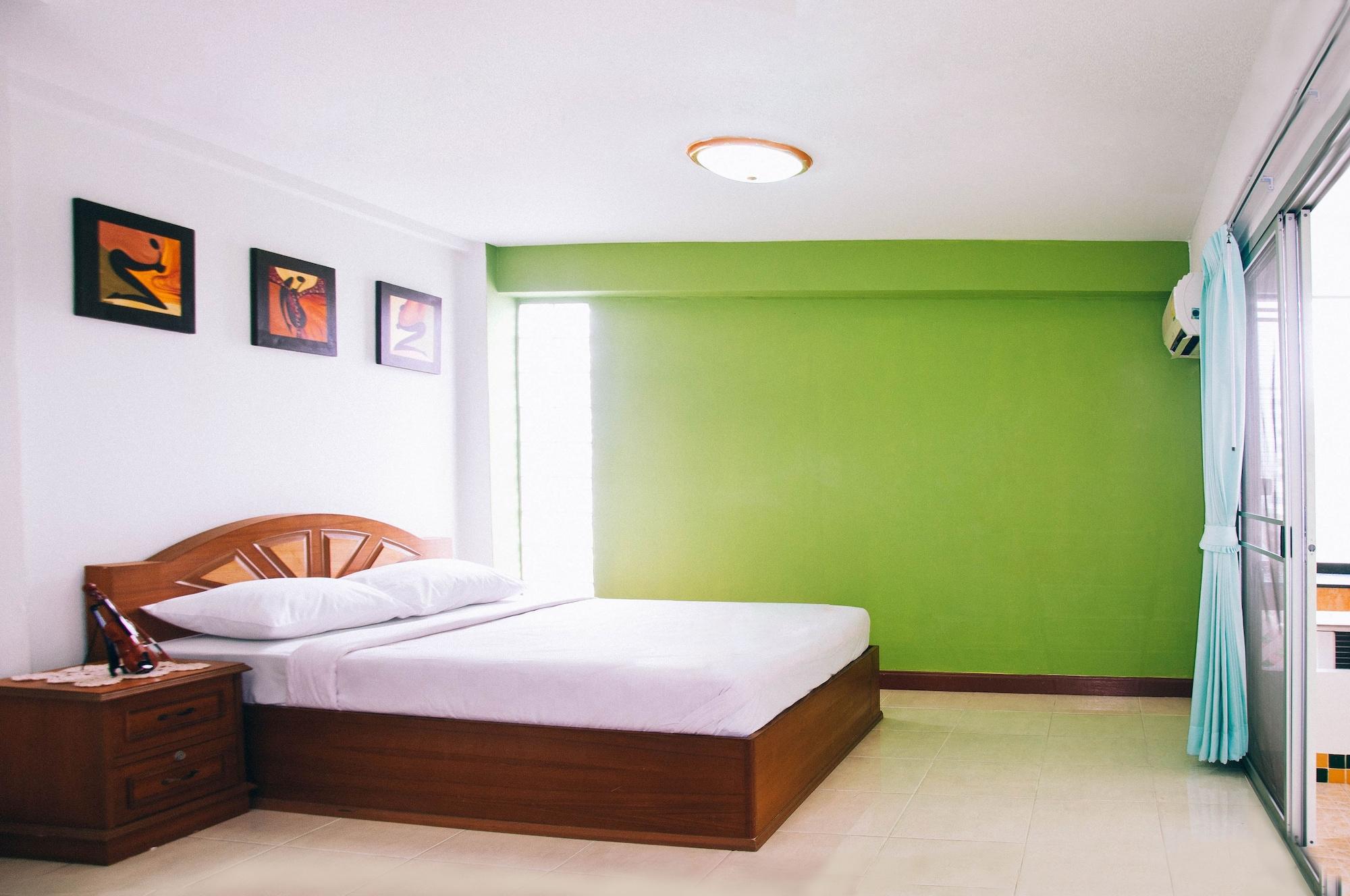 Motel Golden House @ On-Nut Station à Bangkok Extérieur photo