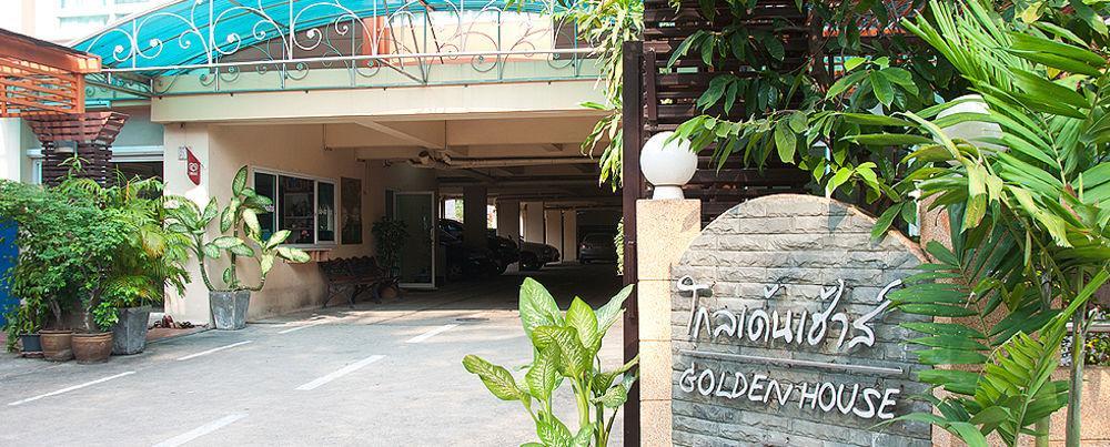 Motel Golden House @ On-Nut Station à Bangkok Extérieur photo