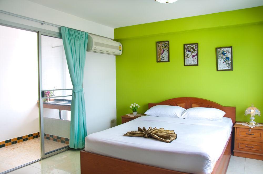 Motel Golden House @ On-Nut Station à Bangkok Extérieur photo